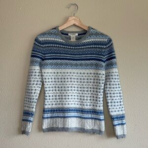 Great Northwest sweater women petite small lambswool & angora blue & white